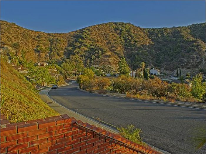 Glendale, CA Home For Sale 1726 Hillfair Dr MLS sr13204686