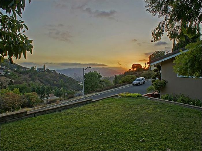 Glendale, CA Home For Sale 1726 Hillfair Dr MLS sr13204686