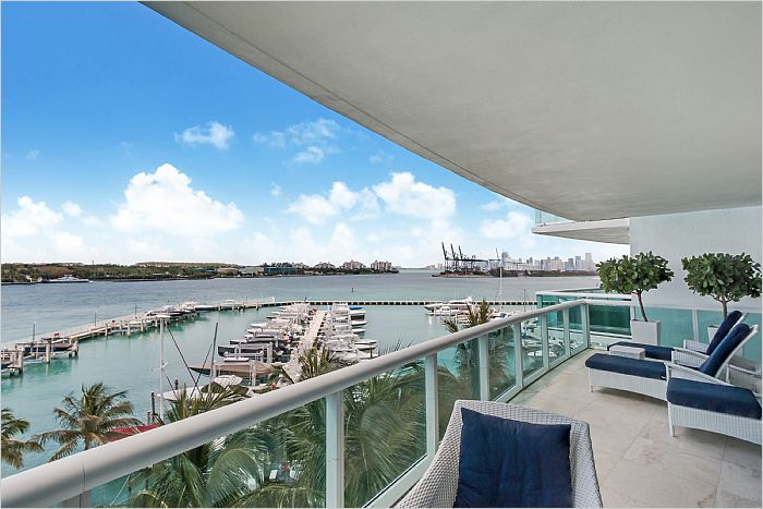 Elfyer - Miami Beach, FL House - For Sale