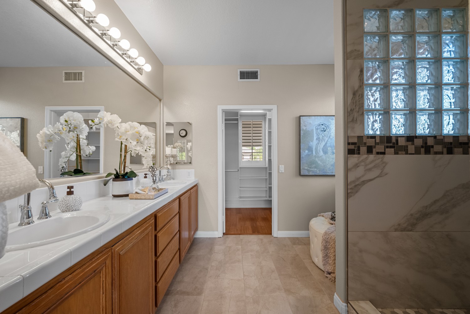 Elfyer - Stevenson Ranch, CA House - For Sale