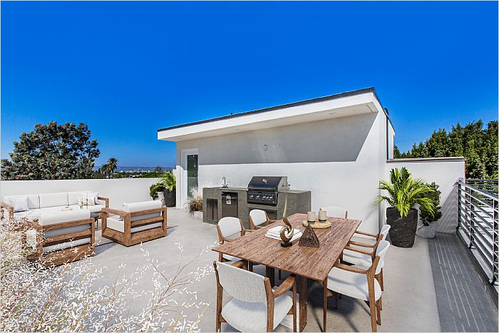 Elfyer - Los Angeles, CA House - For Sale