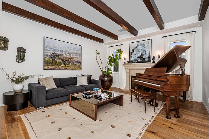 Elfyer - Los Angeles, CA House - For Sale