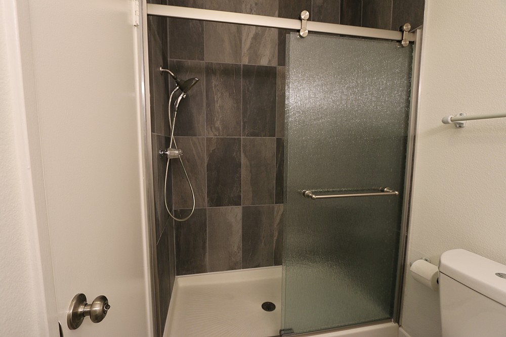 Elfyer - Burbank, CA House - For Sale