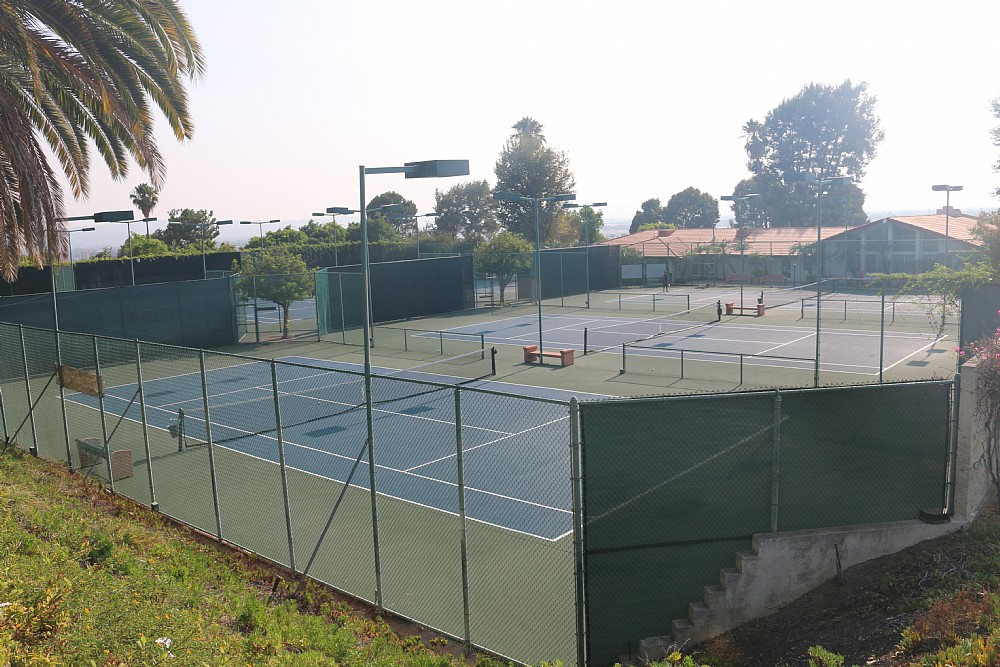 Elfyer - Burbank, CA House - For Sale