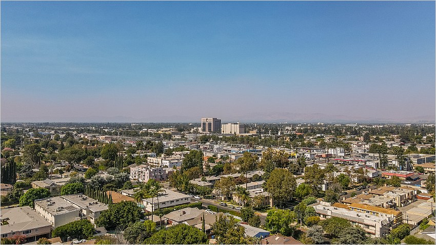 Elfyer - Valley Glen, CA House - For Sale