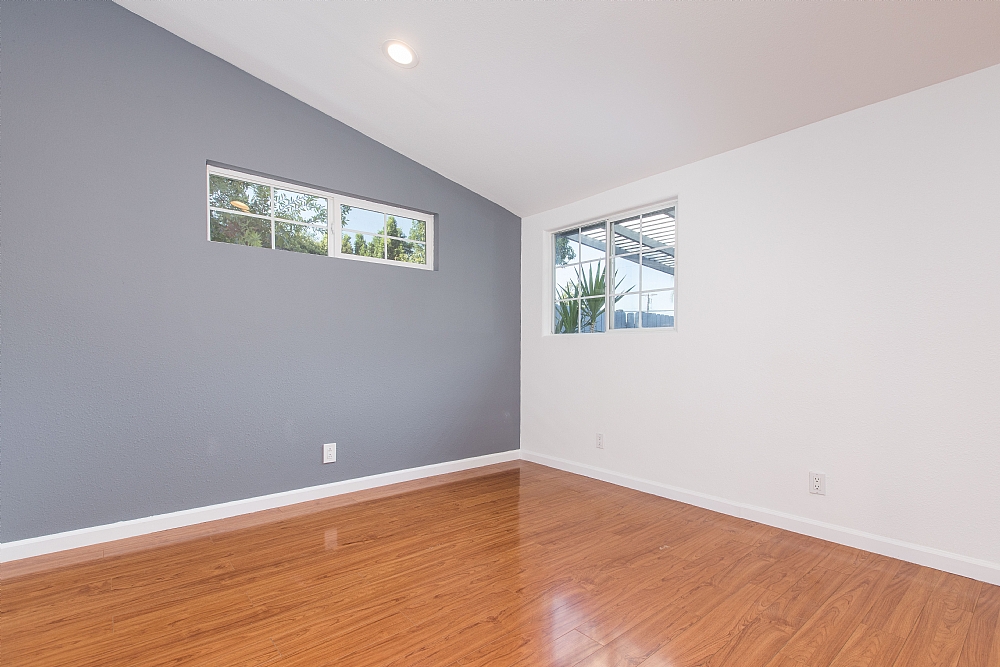 Elfyer - Reseda Ranch, CA House - For Sale