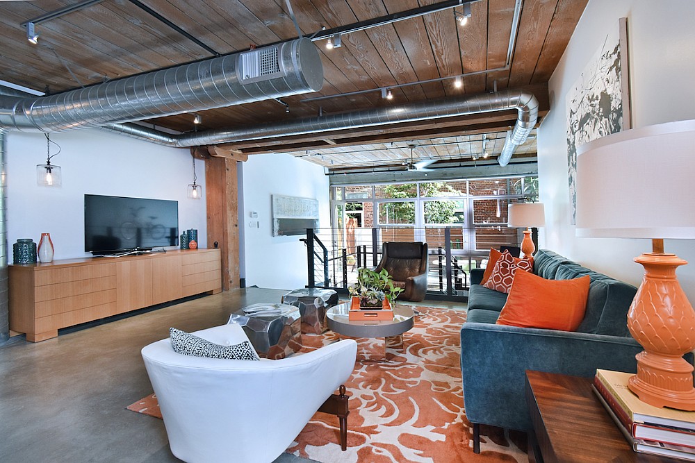 Elfyer - Los Angeles, CA House - For Sale