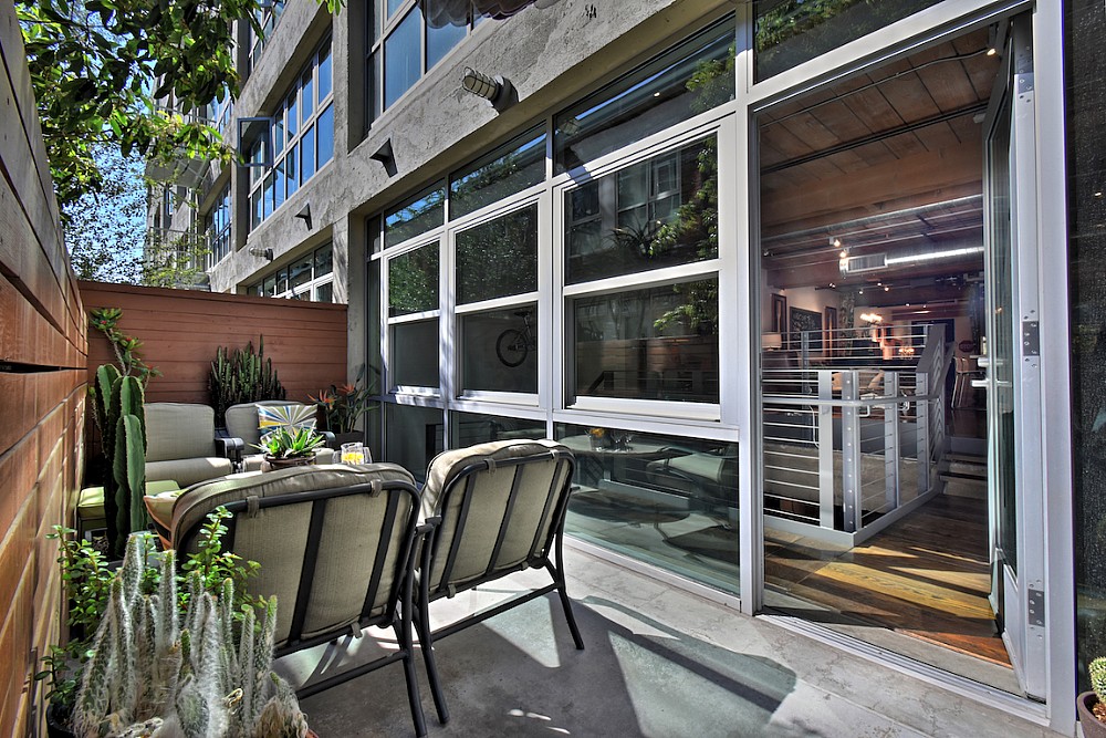 Elfyer - Los Angeles, CA House - For Sale