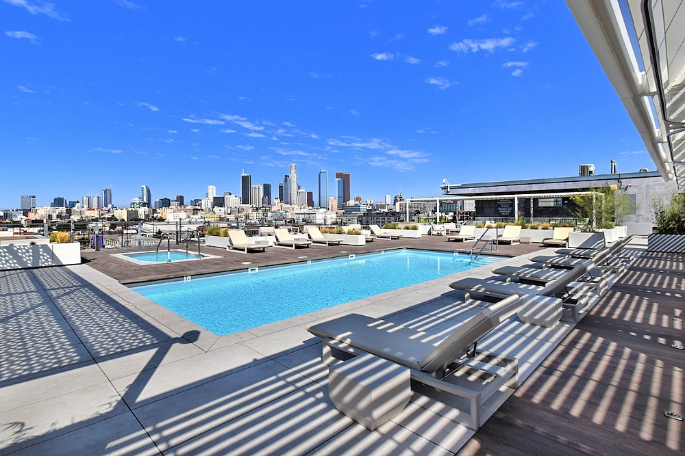 Elfyer - Los Angeles, CA House - For Sale