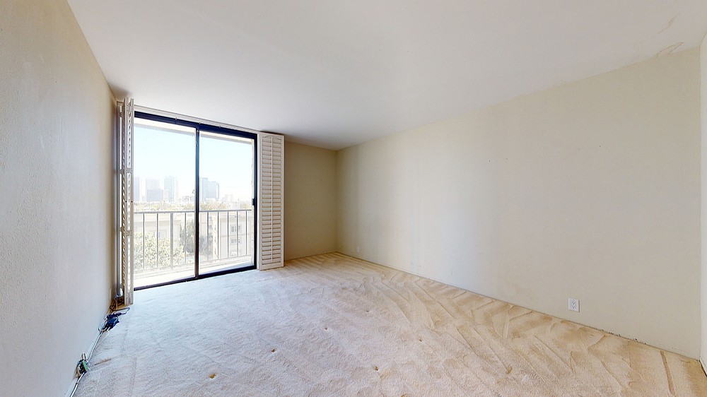 Elfyer - Los Angeles, CA House - For Sale