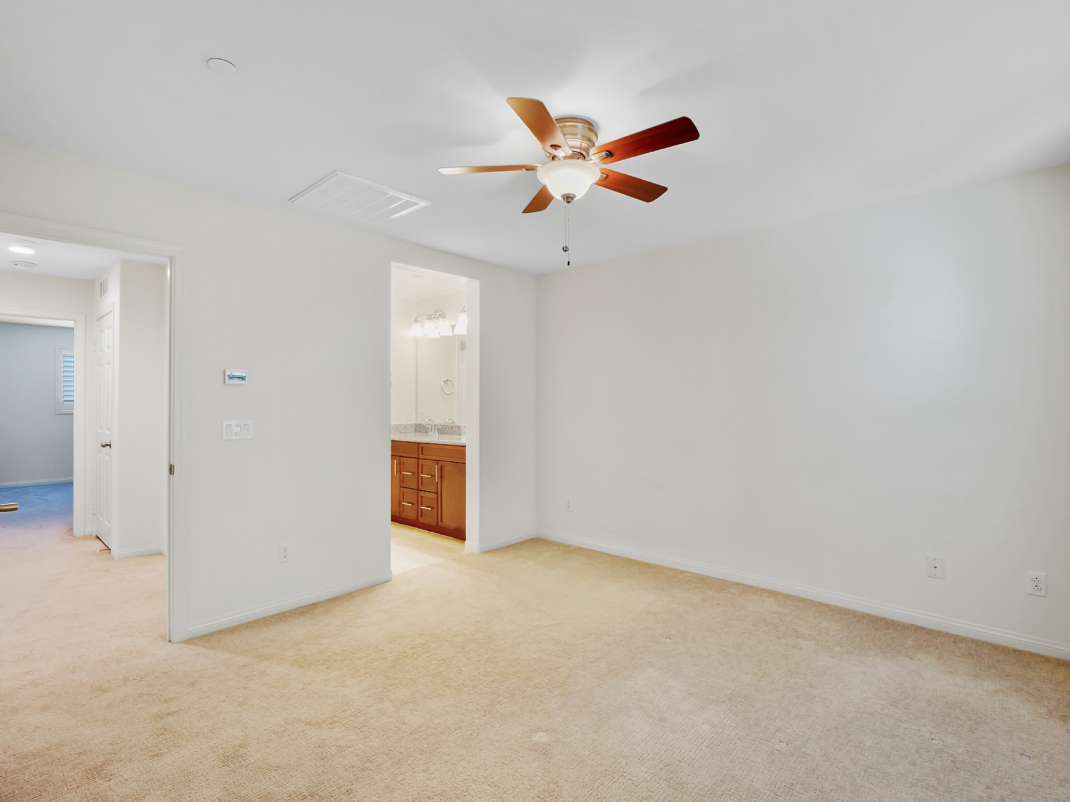 Elfyer - Panorama City, CA House - For Sale