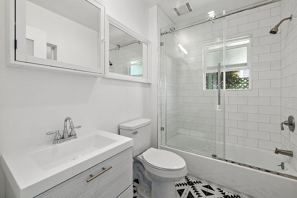 Elfyer - Los Angeles, CA House - For Sale