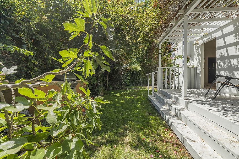 Elfyer - los Angeles, CA House - For Sale