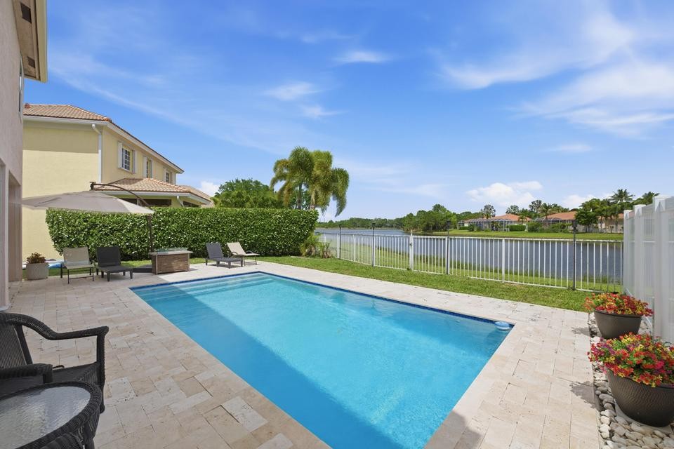 Elfyer - West Palm Beach, FL House - For Sale