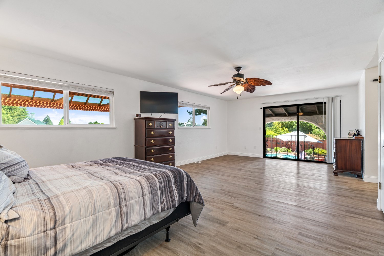 Elfyer - Sebastopol, CA House - For Sale