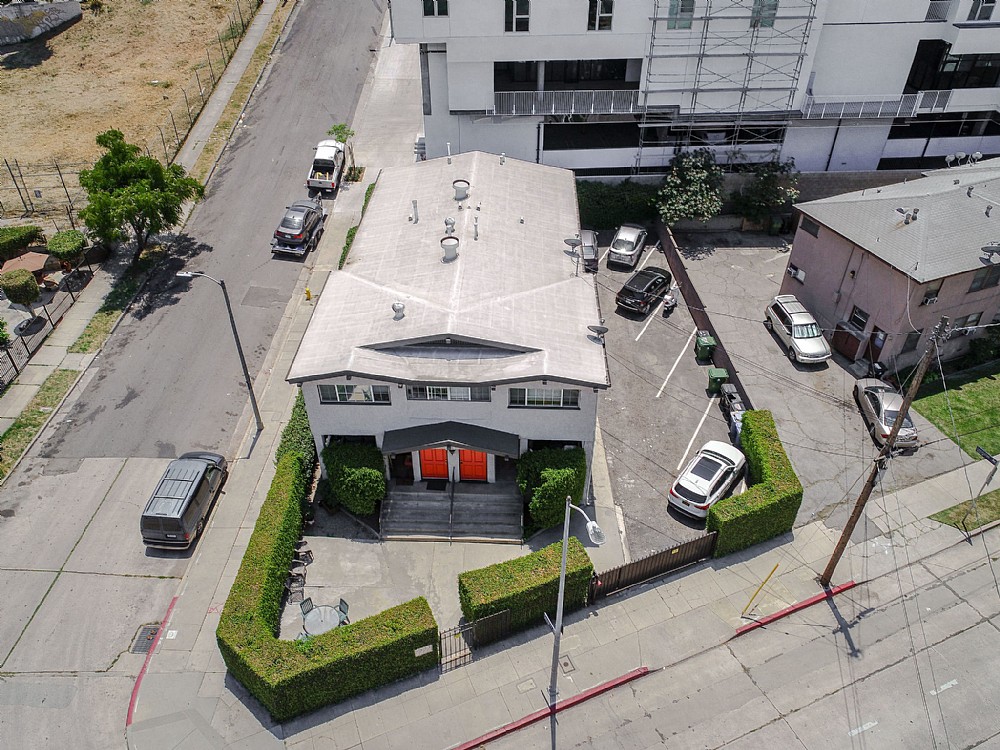 Elfyer - Los Angeles, CA House - For Sale