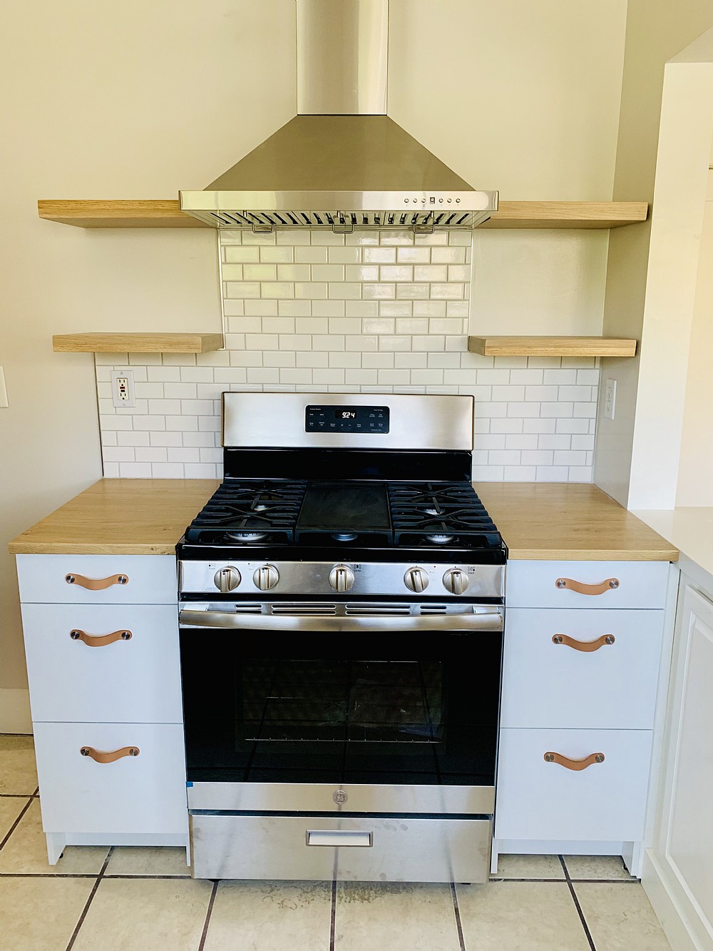 Elfyer - Los Angeles, CA House - For Sale