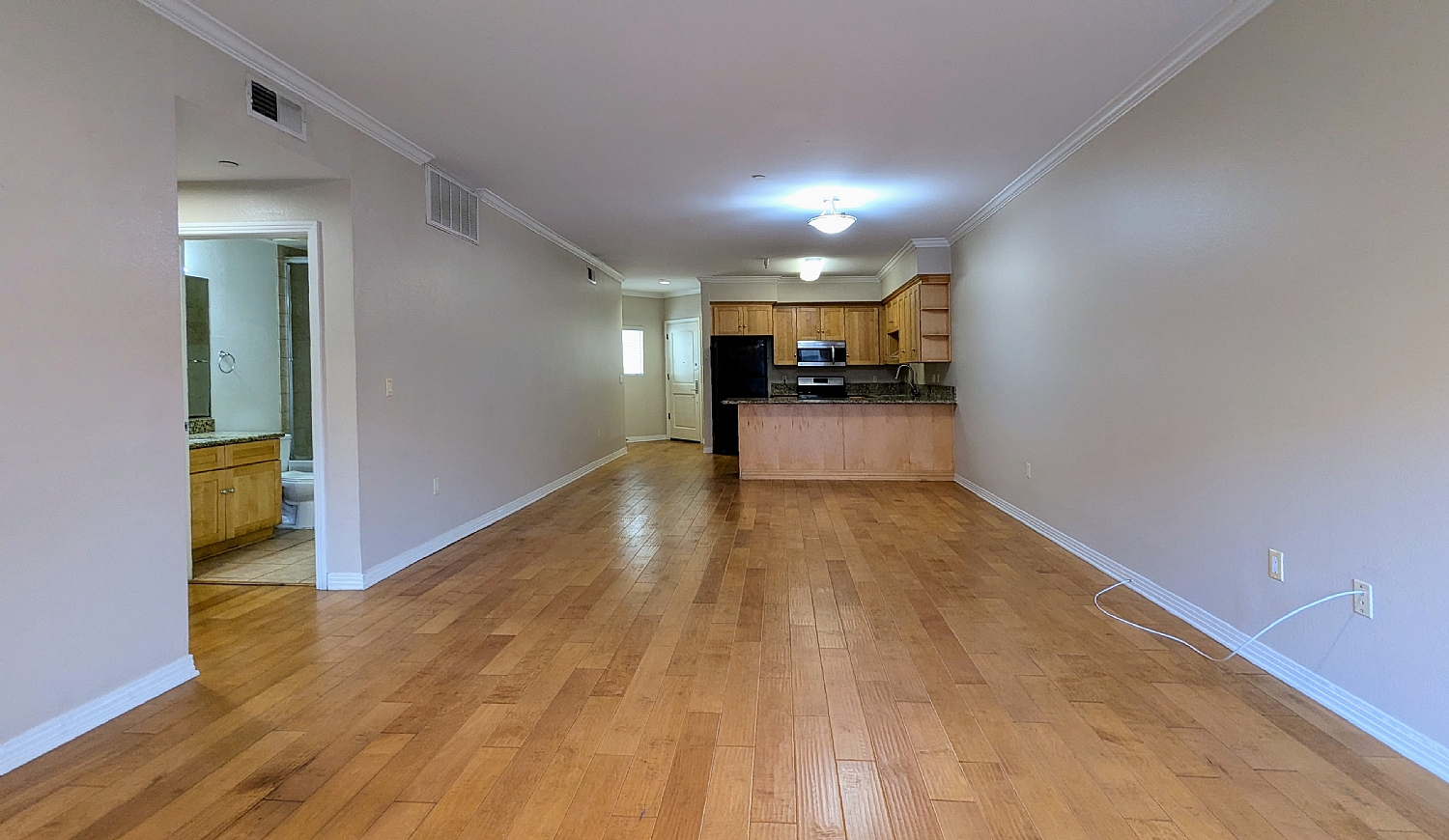 Elfyer - Los Angeles, CA House - For Sale