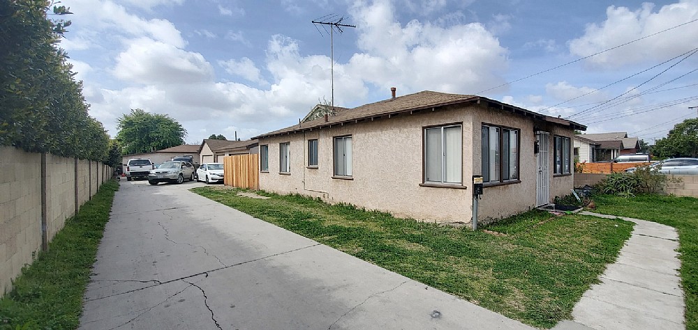 Elfyer - Downey, CA House - For Sale