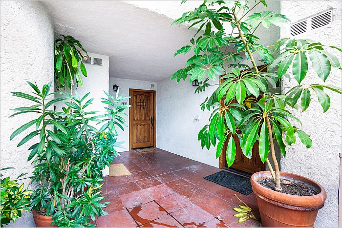 Elfyer - Studio City, CA House - For Sale