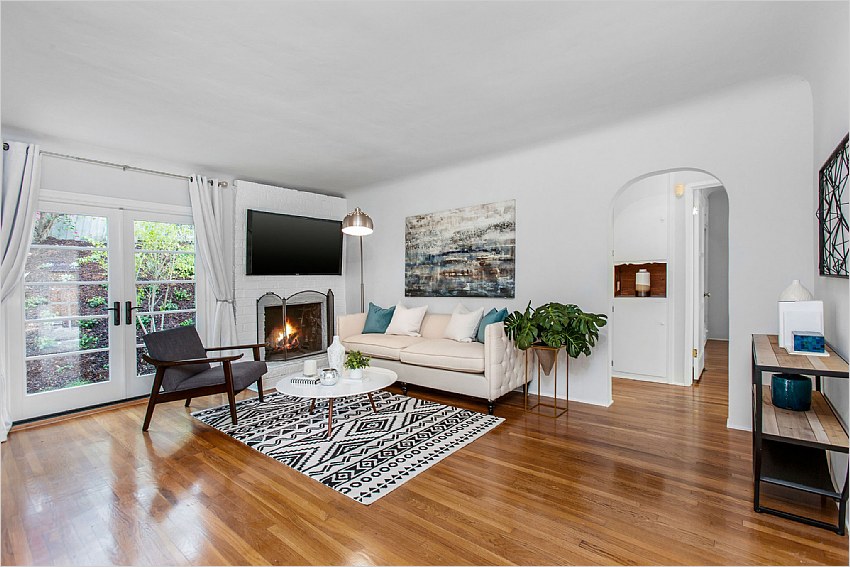 Elfyer - Los Angeles, CA House - For Sale