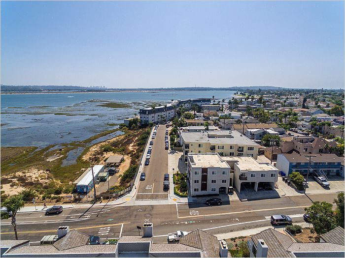 Elfyer - San Diego, CA House - For Sale