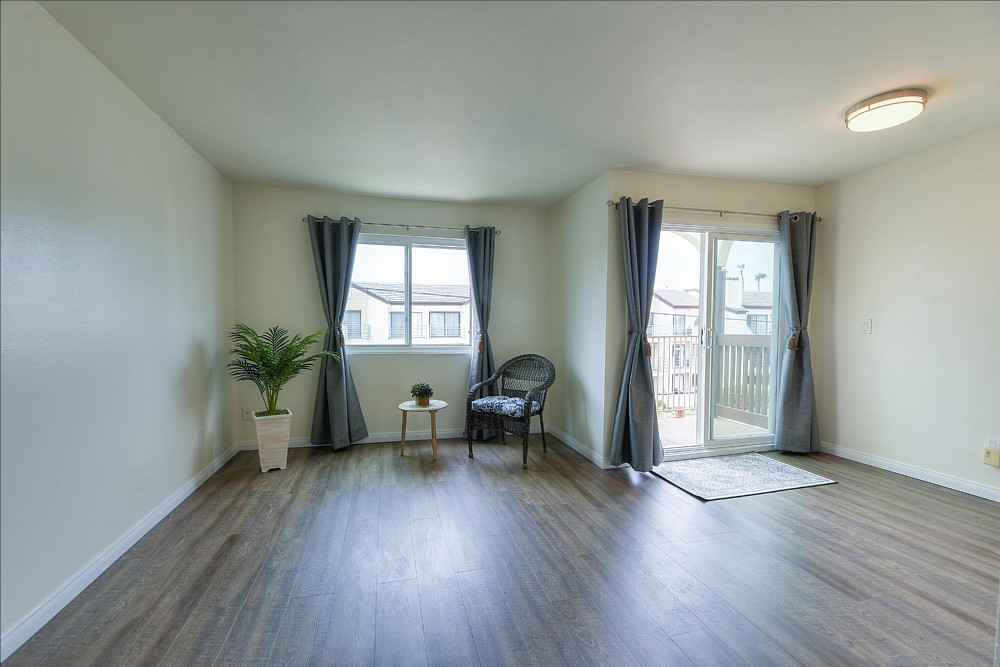 Elfyer - San Diego, CA House - For Sale