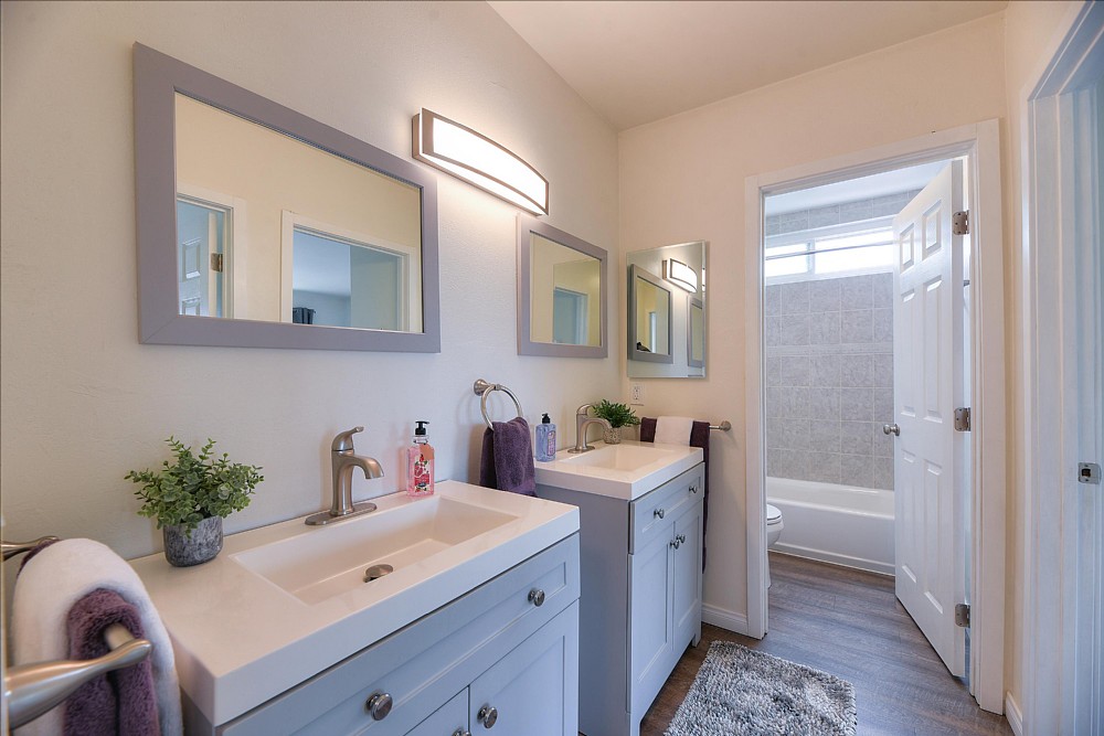 Elfyer - San Diego, CA House - For Sale