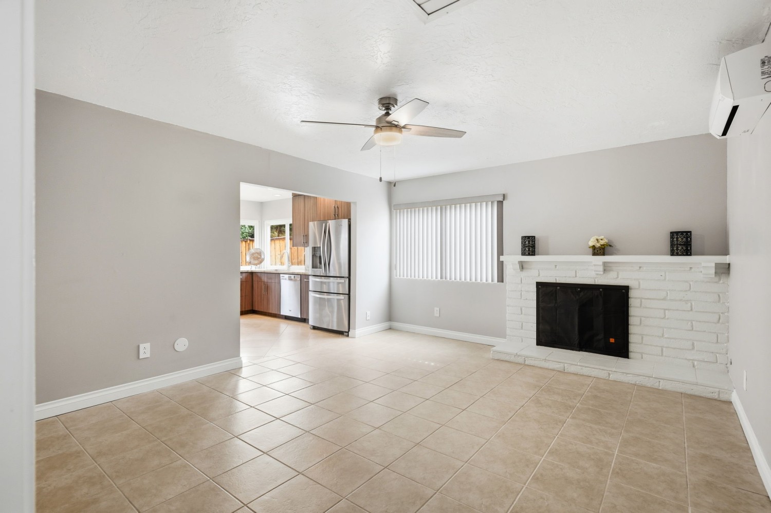 Elfyer - Escondido, CA House - For Sale