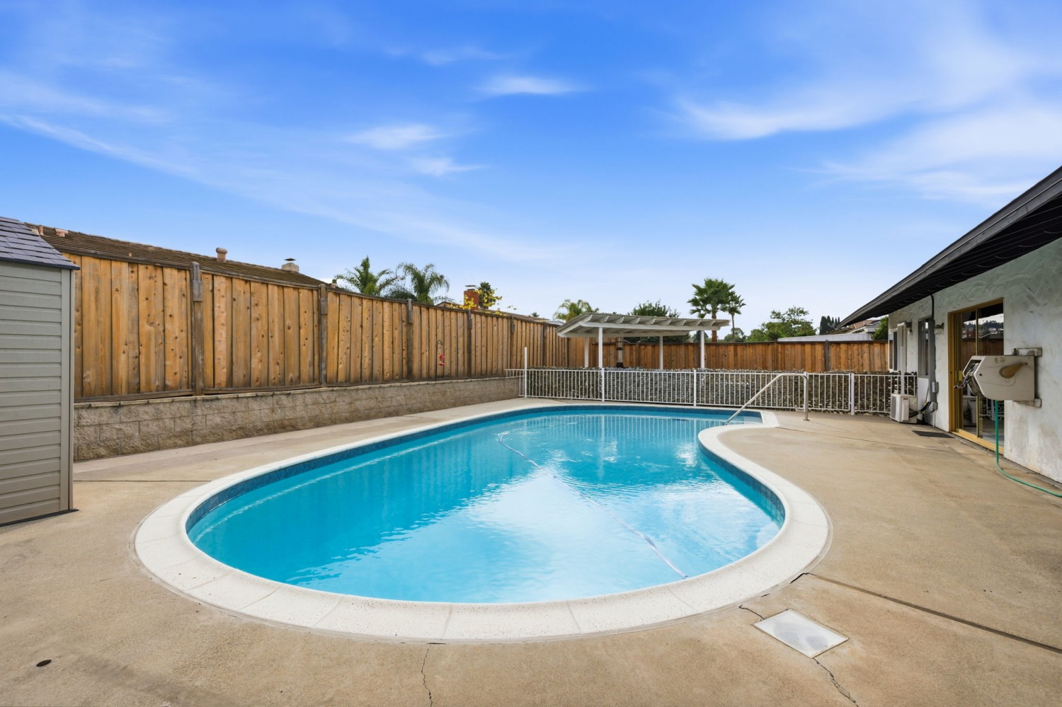 Elfyer - Escondido, CA House - For Sale