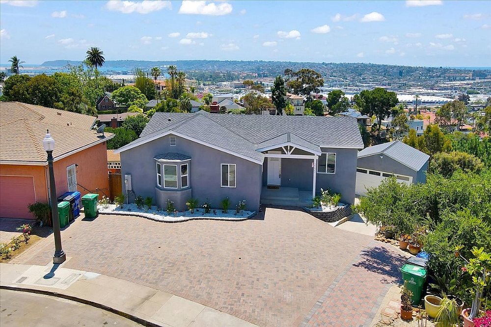 Elfyer - San Diego, CA House - For Sale