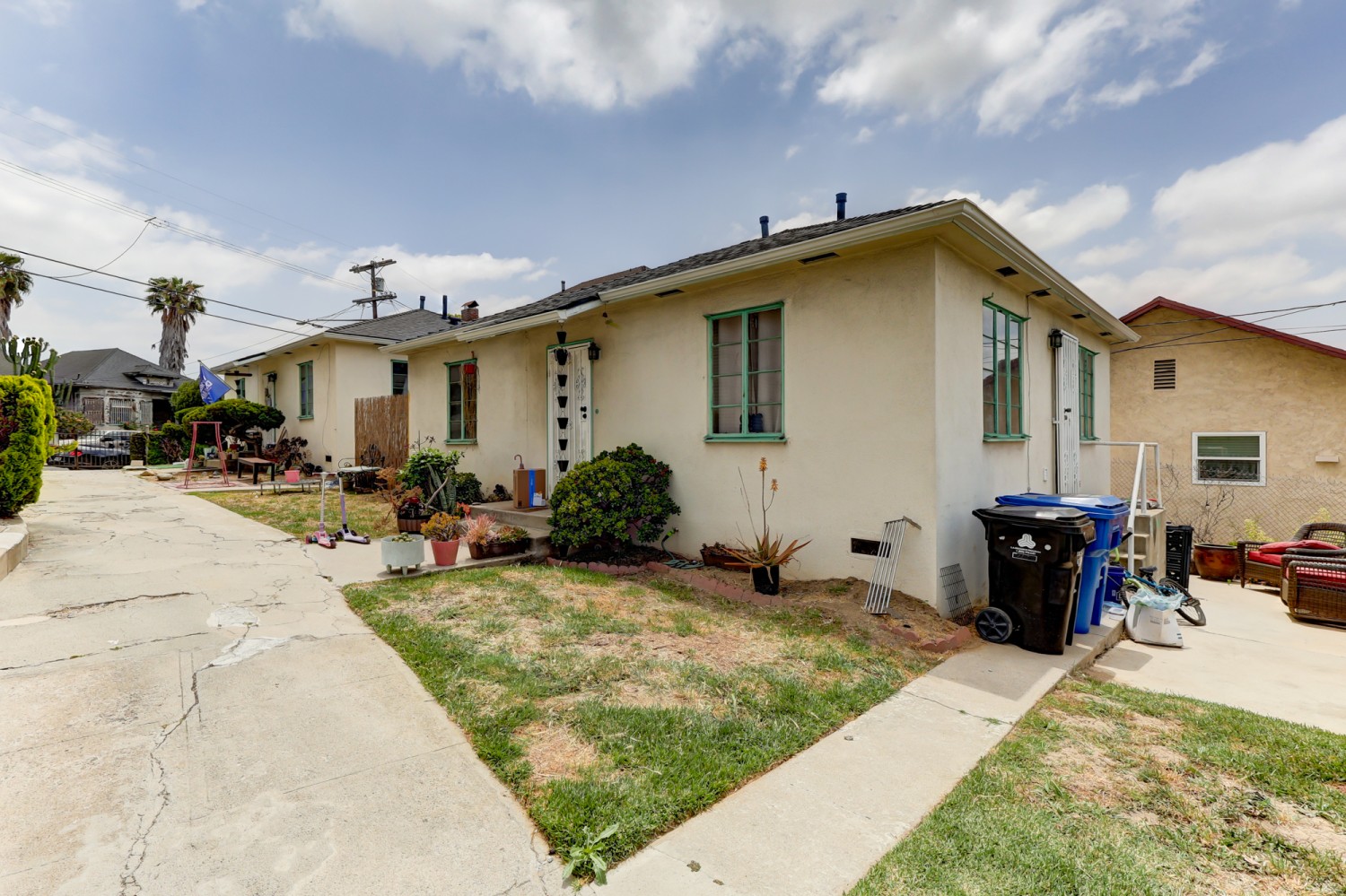 Elfyer - Los Angeles, CA House - For Sale