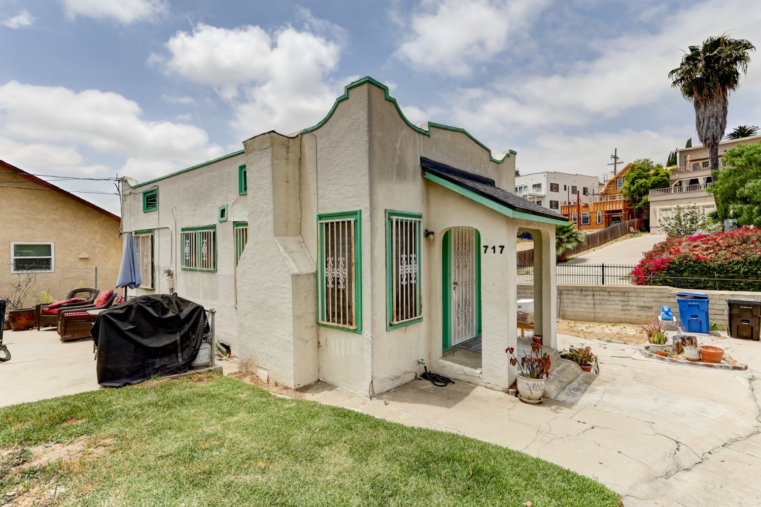 Elfyer - Los Angeles, CA House - For Sale