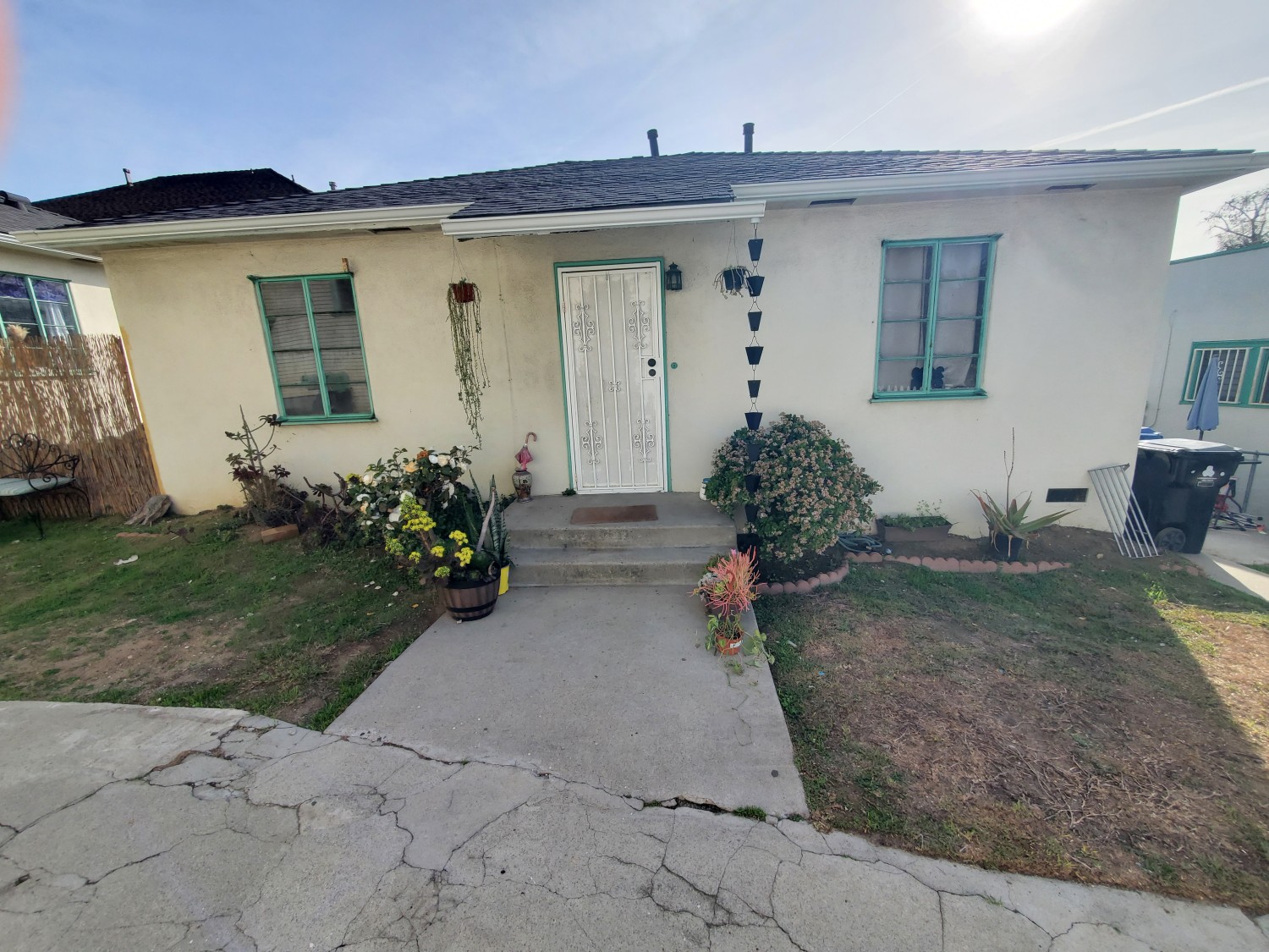 Elfyer - Los Angeles, CA House - For Sale
