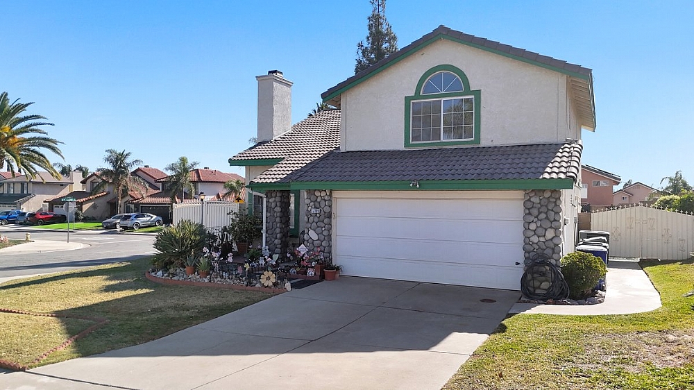 Elfyer - Fontana, CA House - For Sale