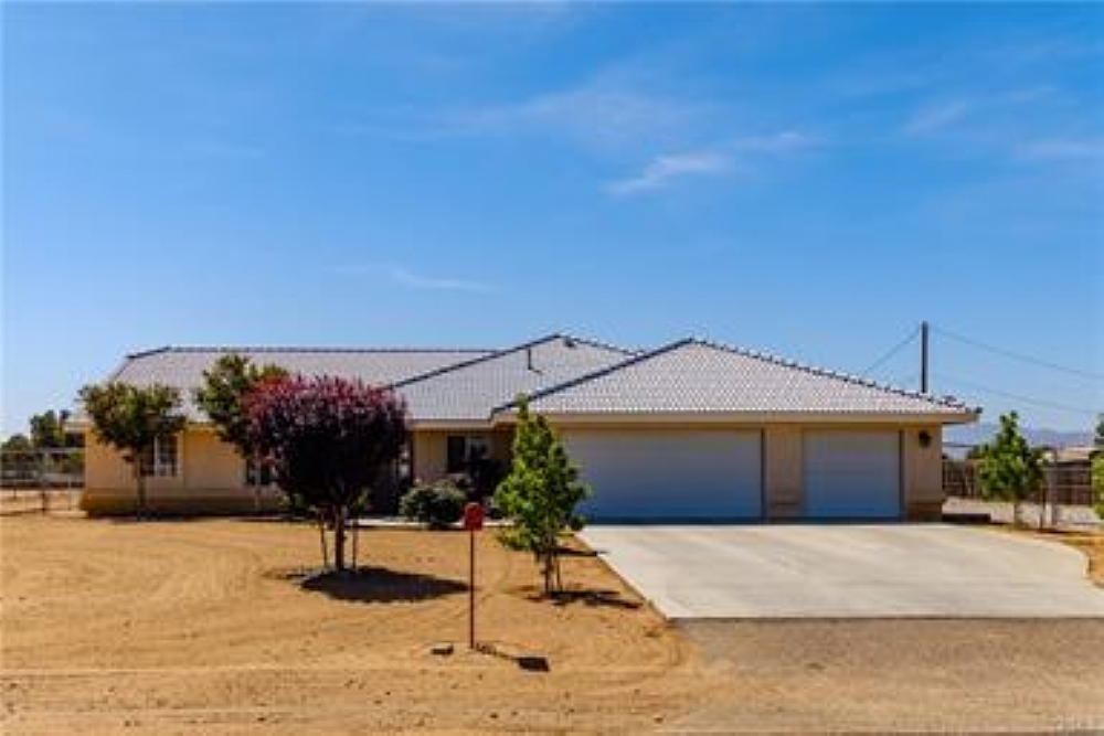 Elfyer - Apple Valley, CA House - For Sale