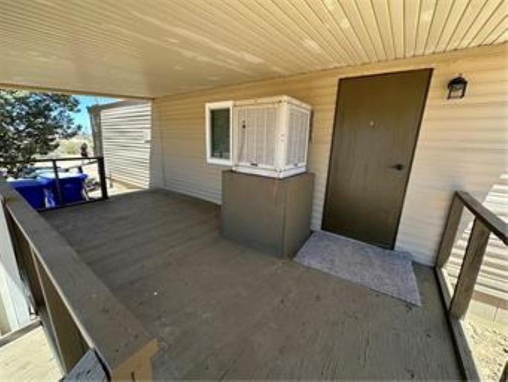 Elfyer - Adelanto, CA House - For Sale