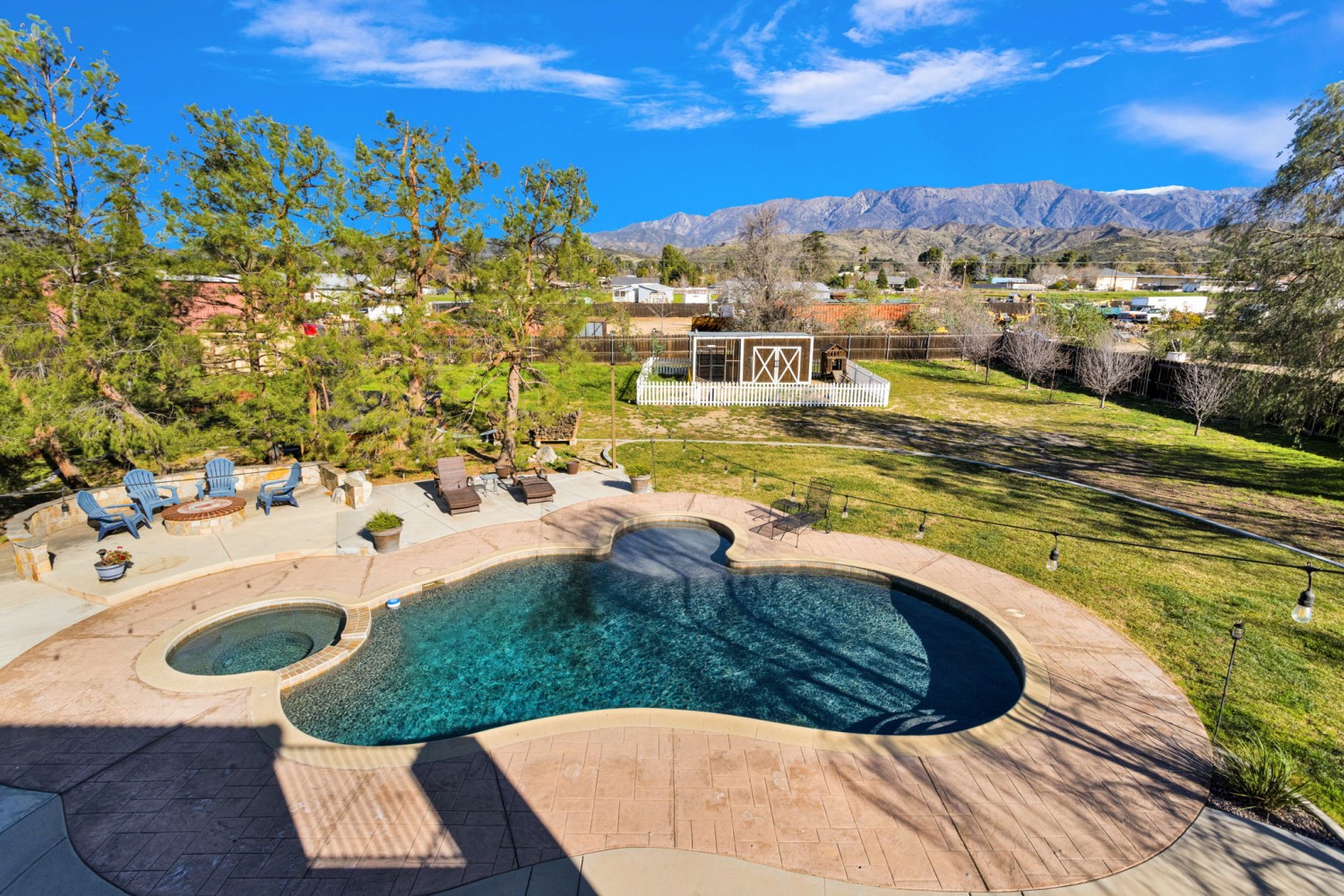 Elfyer - Cherry Valley, CA House - For Sale