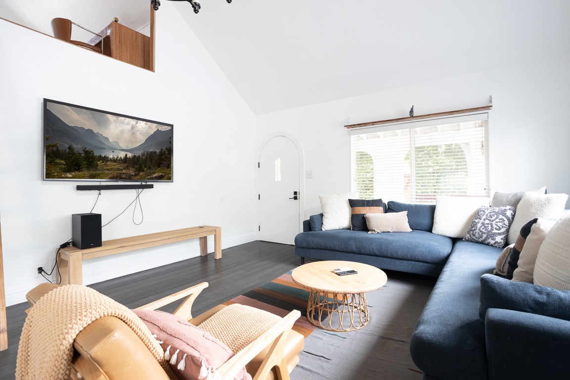 Elfyer - Los Angeles, CA House - For Sale