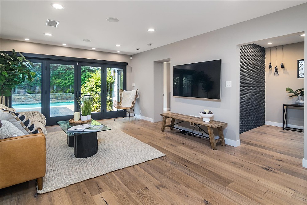Elfyer - Burbank, CA House - For Sale
