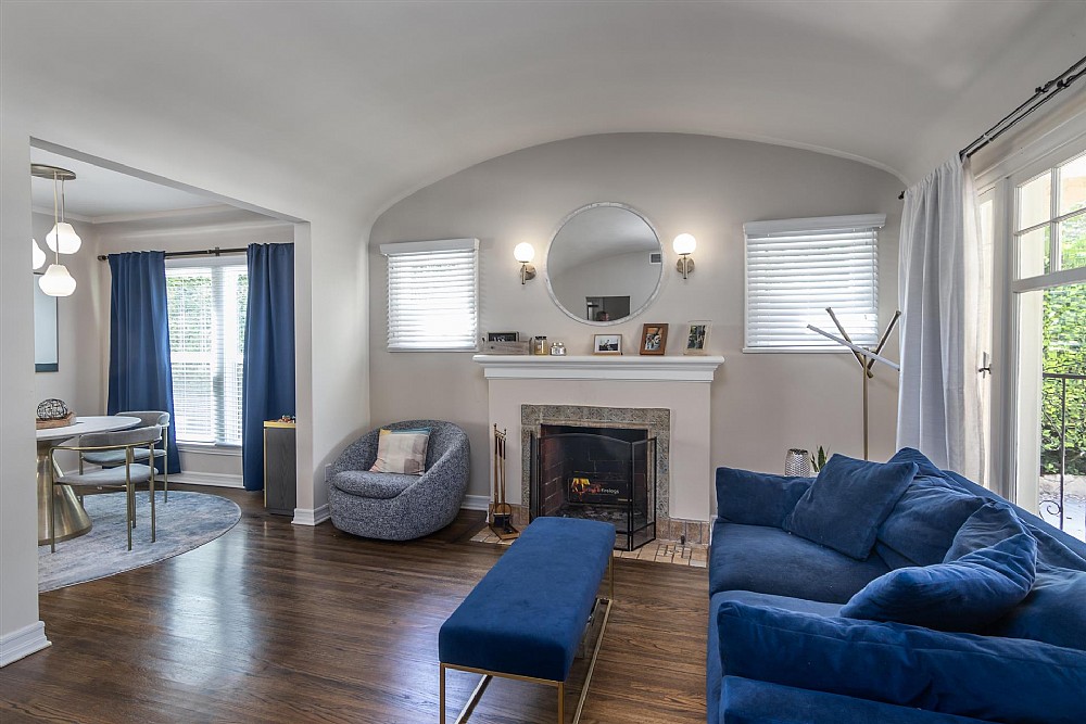 Elfyer - Burbank, CA House - For Sale