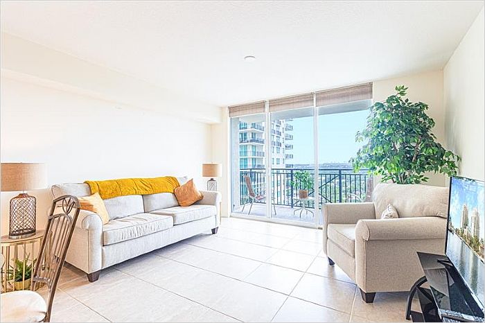 Elfyer - Fort Lauderdale, FL House - For Sale