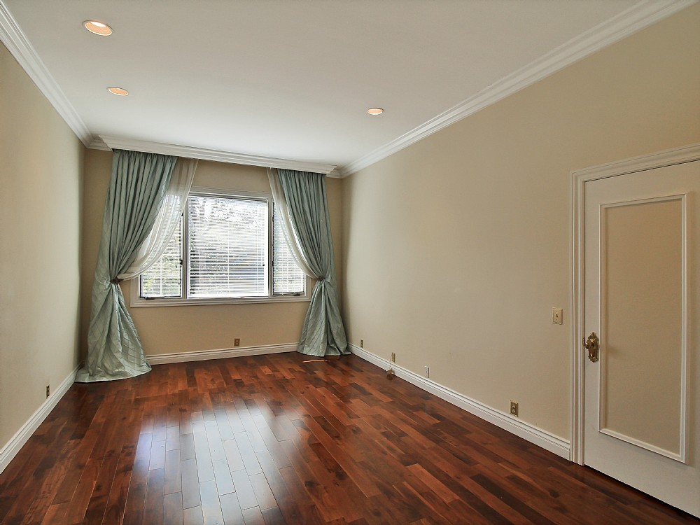 Elfyer - Los Angeles, CA House - For Sale