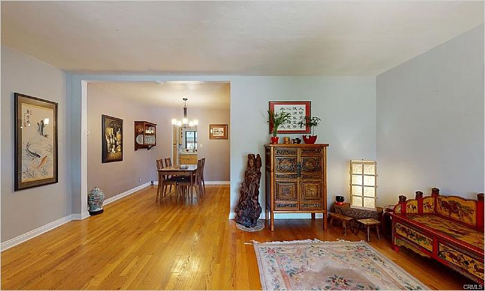 Elfyer - Burbank, CA House - For Sale