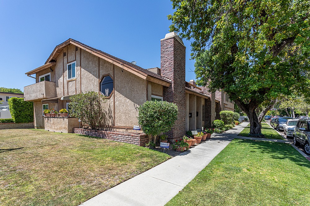 Elfyer - Studio City, CA House - For Sale