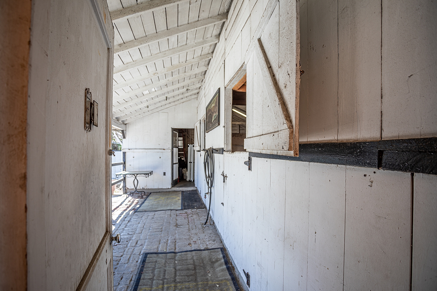 Elfyer - Burbank, CA House - For Sale