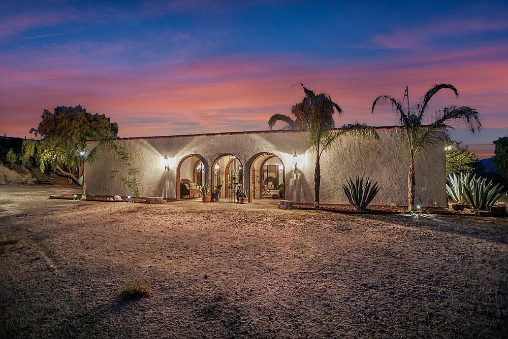 Elfyer - Vasquez Canyon area, CA House - For Sale