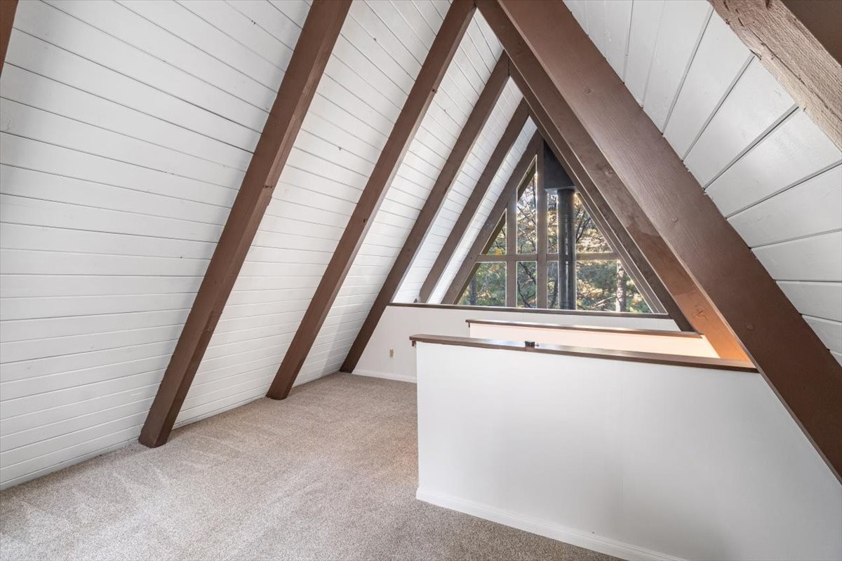 Elfyer - Arrowbear, CA House - For Sale