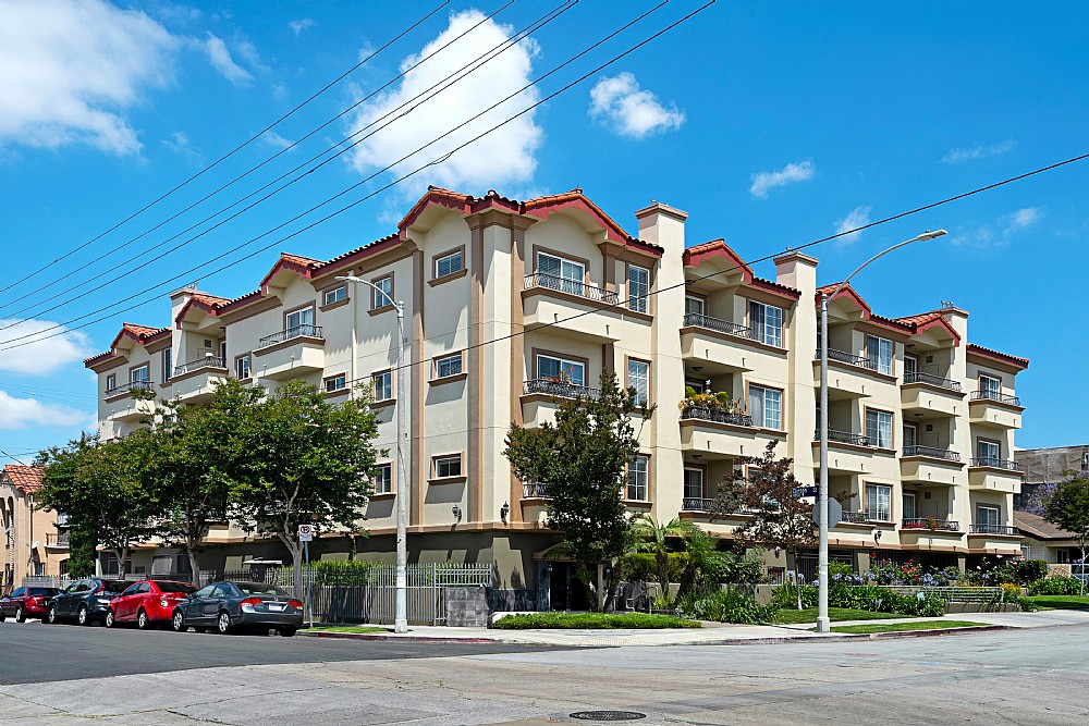 Elfyer - Los Angeles, CA House - For Sale