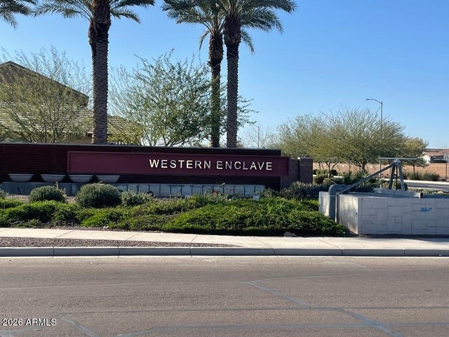 Elfyer - Phoenix, AZ House - For Sale